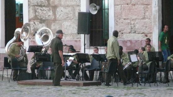 groupe musical au fort de la havane